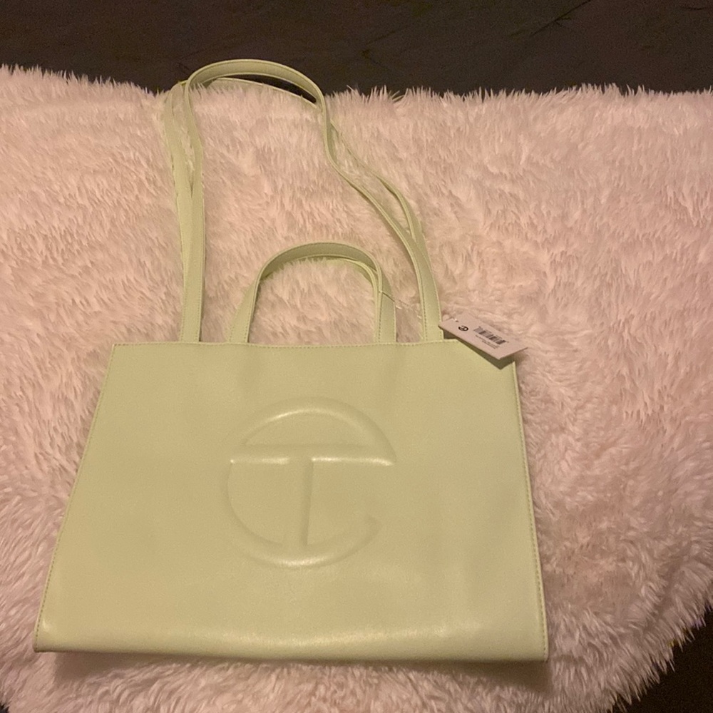TELFAR MEDIUM SHOPPING BAG IN GLUE ❤️